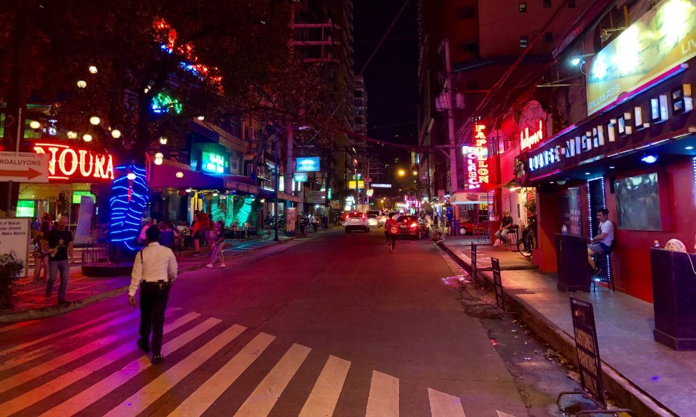 Manila P Burgos Street Nachtleben